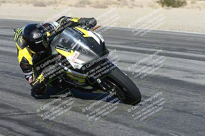 media/Dec-04-2025-Racers Edge (Thu) [[5ebc9f124d]]/2-A Group/1-Session 2 (Turn 7 Inside)/